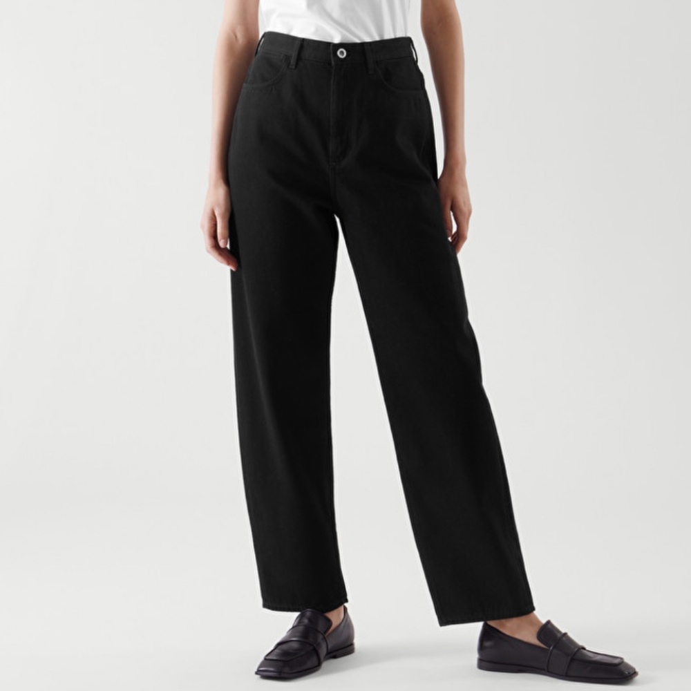 COS Tapered High-Rise Jeans (Size 28)